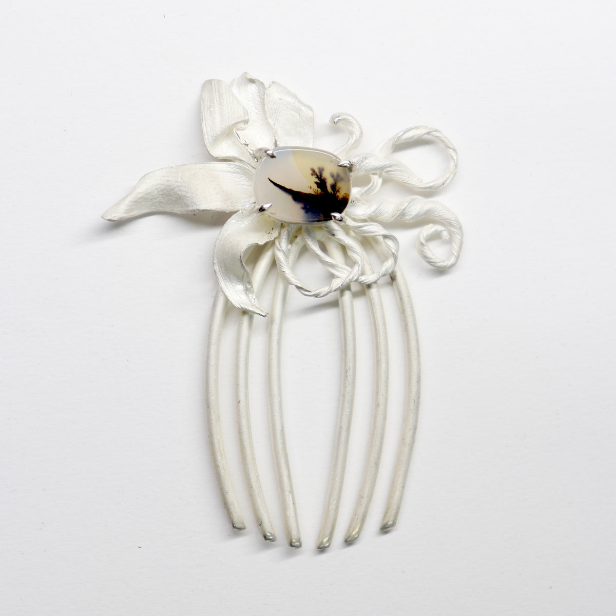 Rubrum Lily Modular Haircomb Pendant