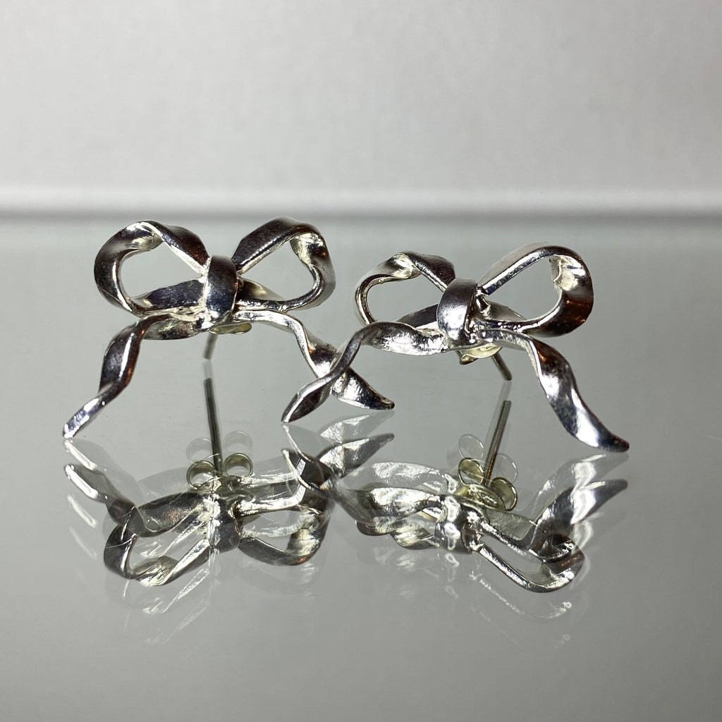 Silver Bow Studs