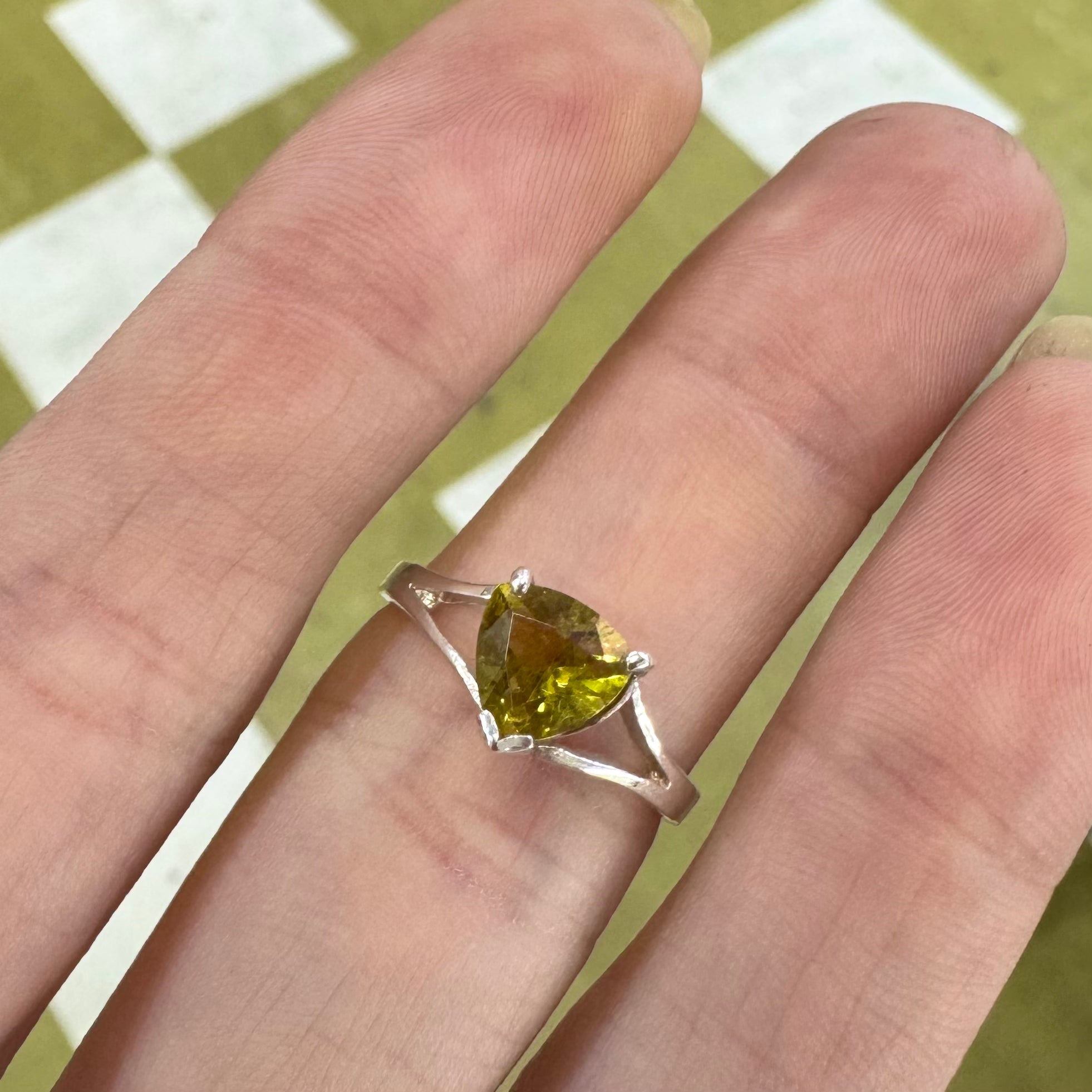Colour Change Zultanite Ring