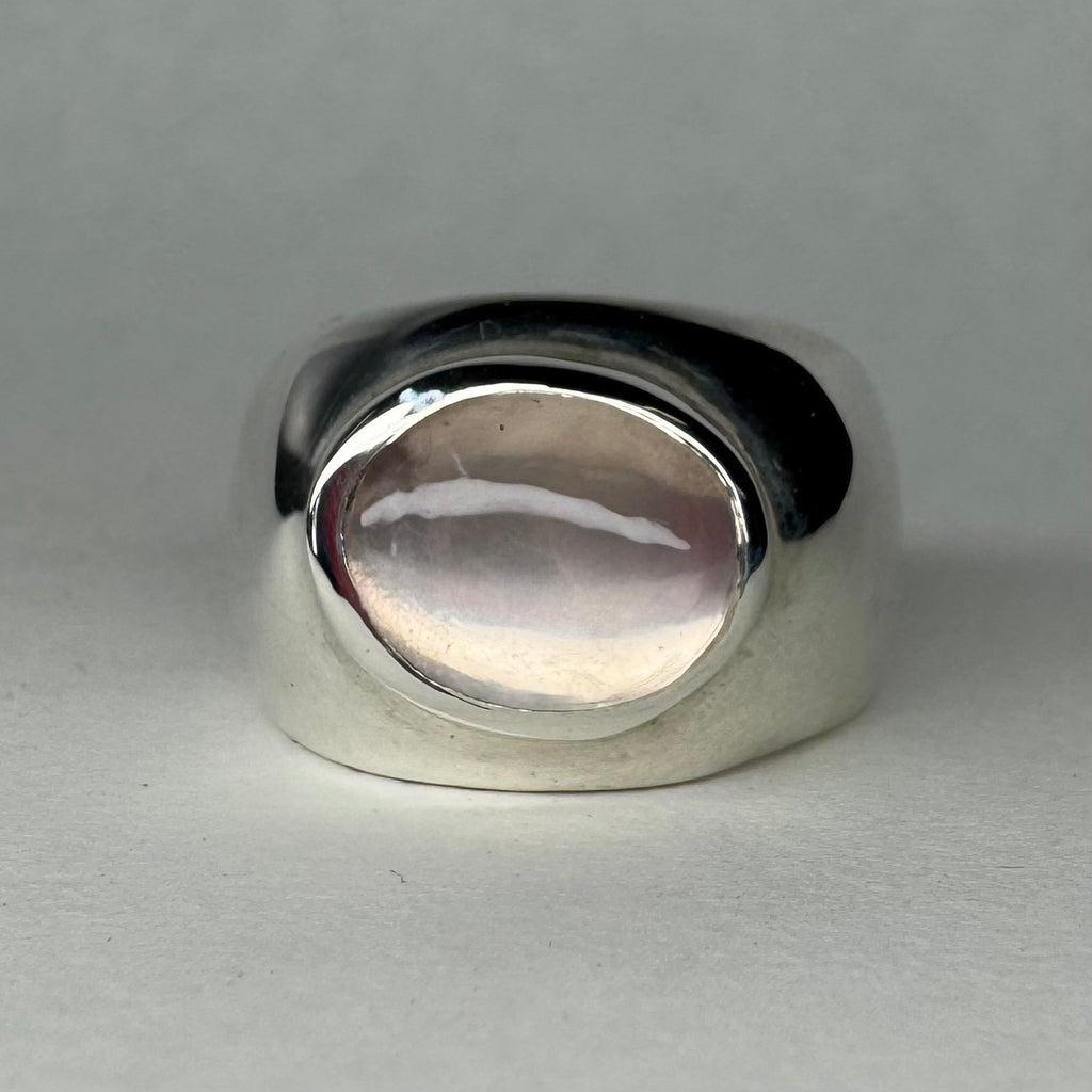 Rose Quartz Orb Ring size R