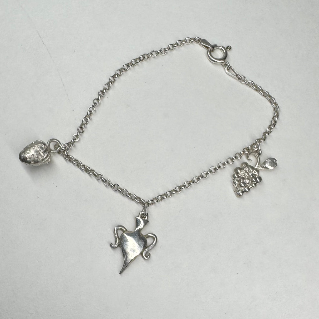 Strawberry Vase Grape charm bracelet