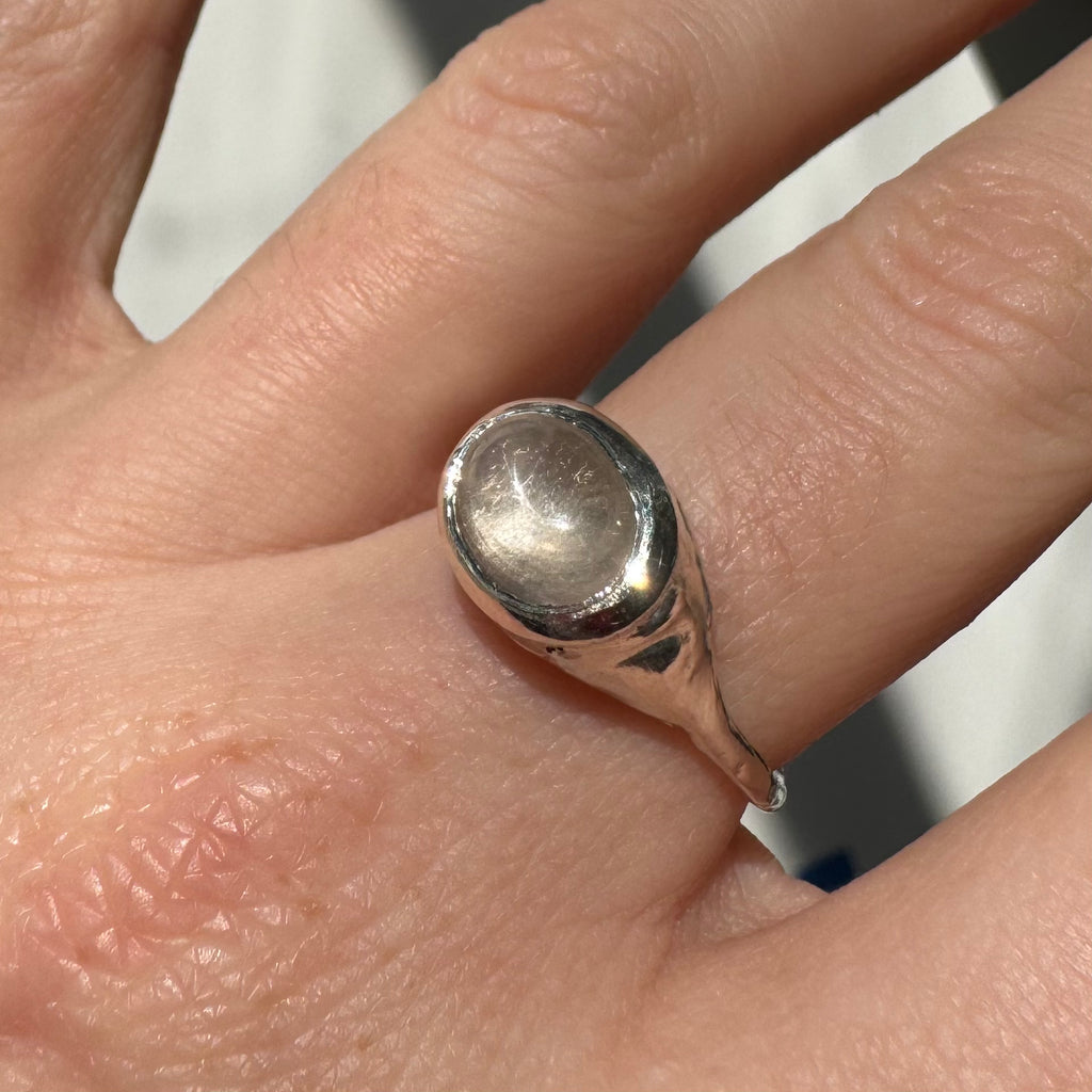 Rose Quartz Signet sz R