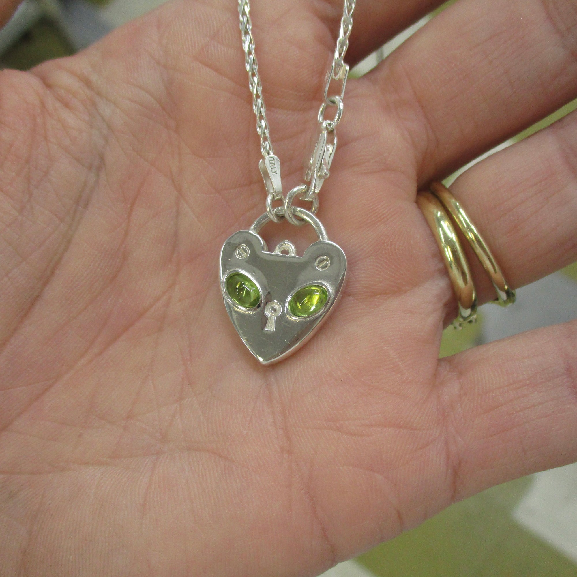 Kitty Padlock in Peridot