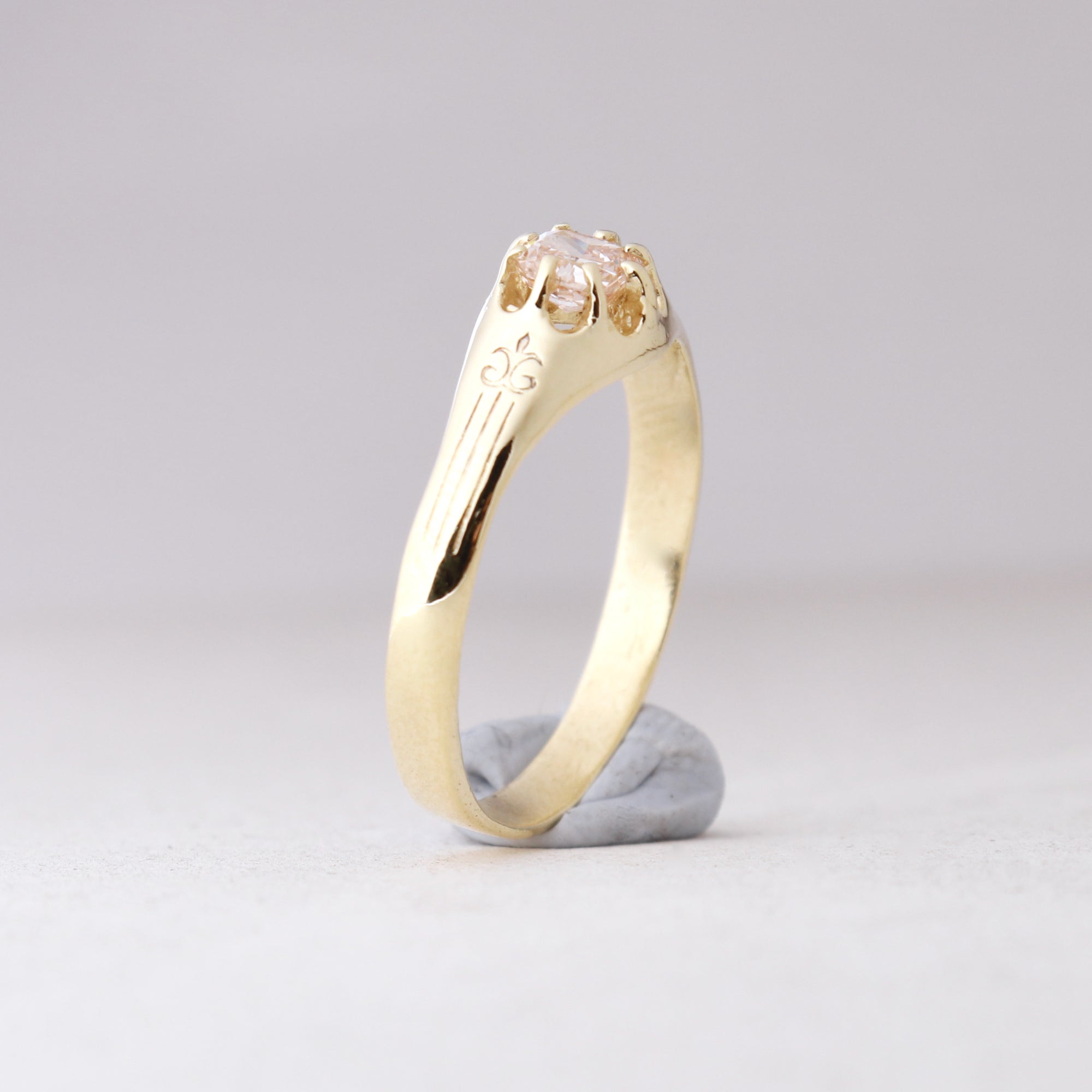 Two Birds One Stone Ring in Pink Diamond