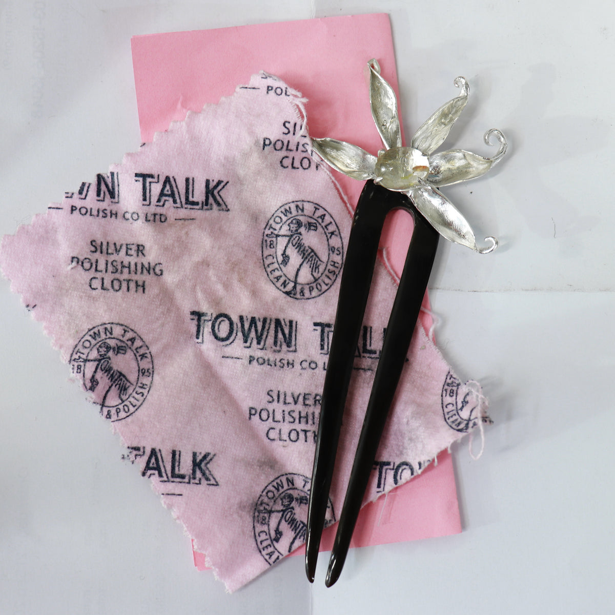 Muscadet Bone French Hair Pin