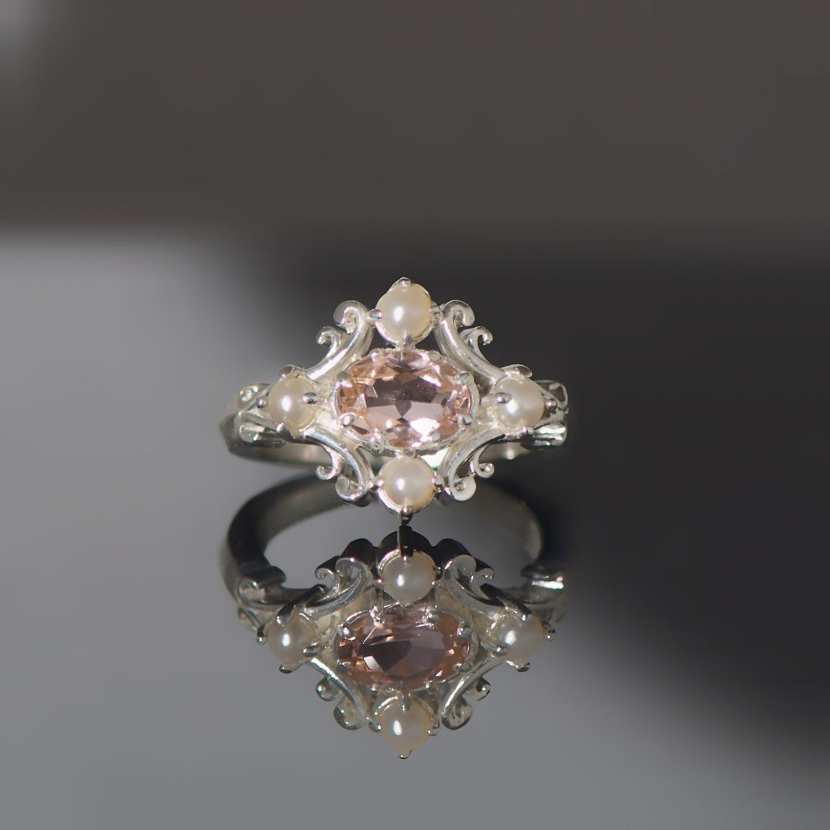 Dauphine Ring