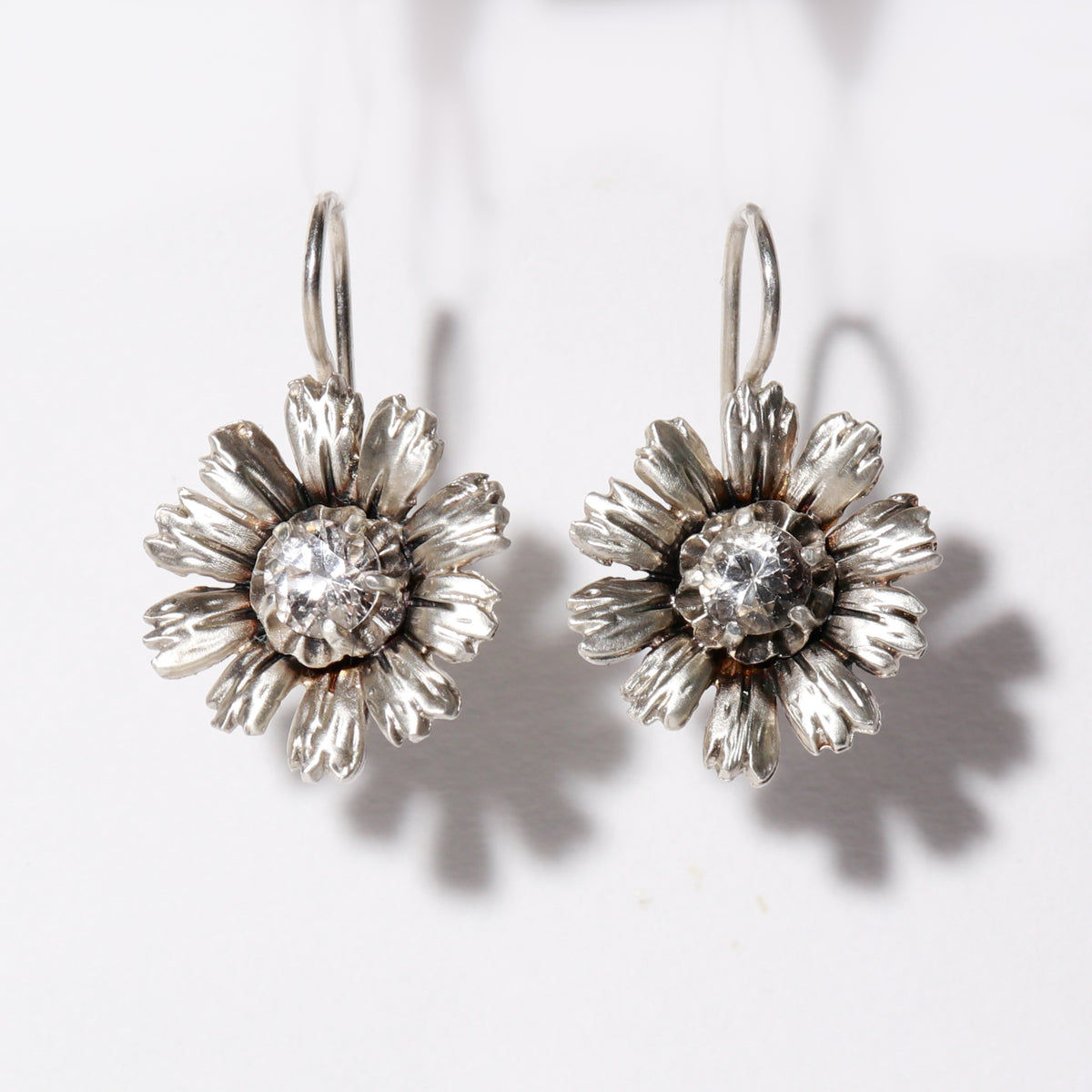 Oxeye Daisy Earrings