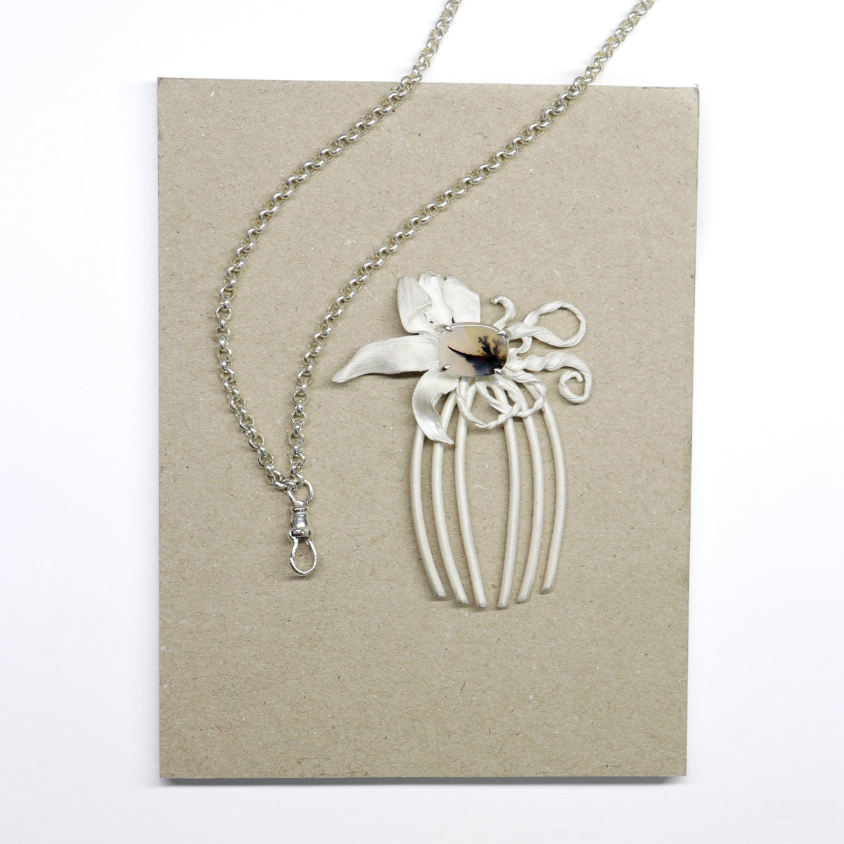 Rubrum Lily Modular Haircomb Pendant